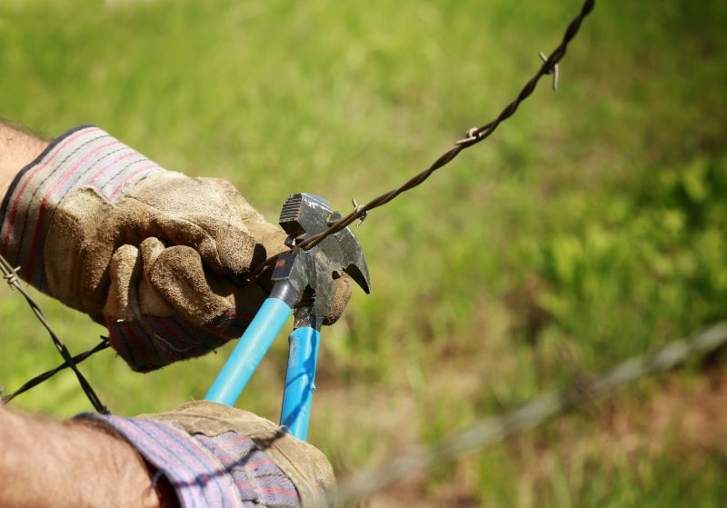 Barbed Wire Fence Service